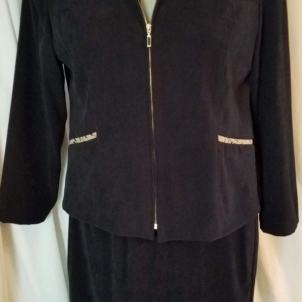 Sz 14 velour 2 piece black suit jacket skirt